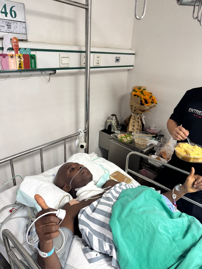 广西平果官方:阿萨莫阿会诊手术成功,致谢每一份关爱与祝福